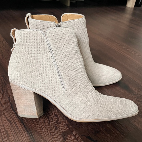 FRANCO SARTO WOMEN’S ORCHARD BOOTIE IN SIZE 8 - Picture 5 of 9